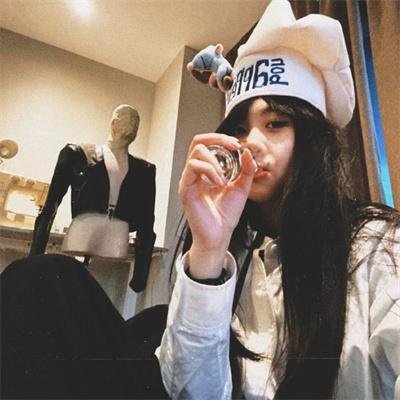 沉默的世界 封面